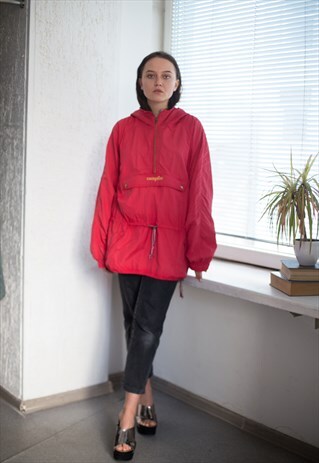 VINTAGE 90'S HOODED WINDBREAKER IN RED