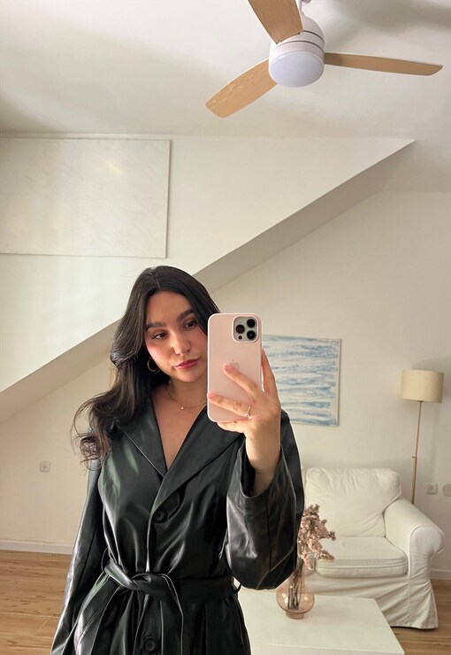 garment image