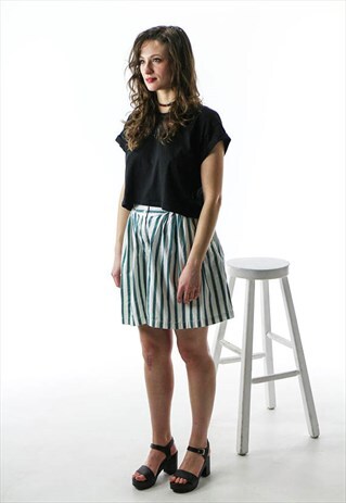 STRIPPED NAUTICAL SHORTS / HIGH WAISTED PLEATED SHORTS