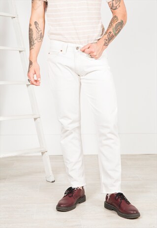VINTAGE 80'S LEVI'S CUT OFF /AVELINASREWORKS/ S0184