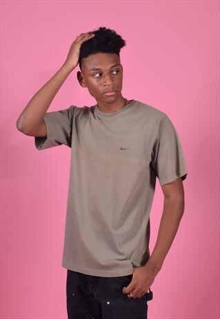 NIKE KHAKI EMBROIDERED TEE