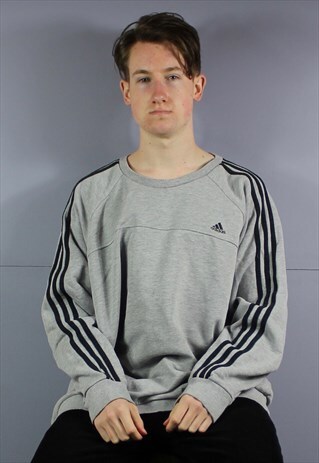 VINTAGE ADIDAS SWEATSHIRT IN GREY WITH EMBROIDERED LOGO. SIZ