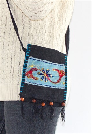 RETRO CROSS BODY TASSLE FESTIVAL BAG
