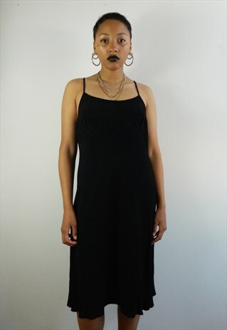 BLACK SUMMER DRESS WITH EMBROIDERY