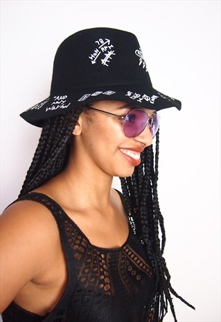 BLACK WOOL HAT