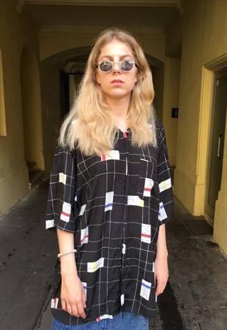 VINTAGE 80' AMAZING OVERSIZE BLACK SHORT-SLEEVED-SHIRT