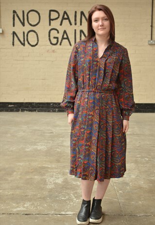 VINTAGE 70S PAISLEY PRINT PLEATED DRESS