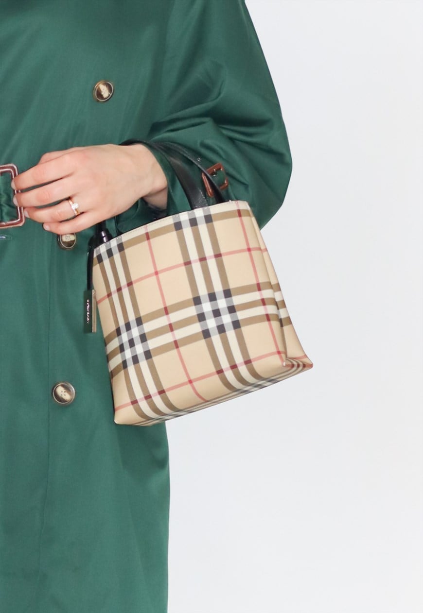 Burberry nova check hot sale mini tote