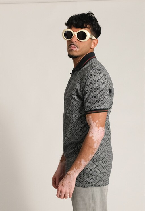 garment image