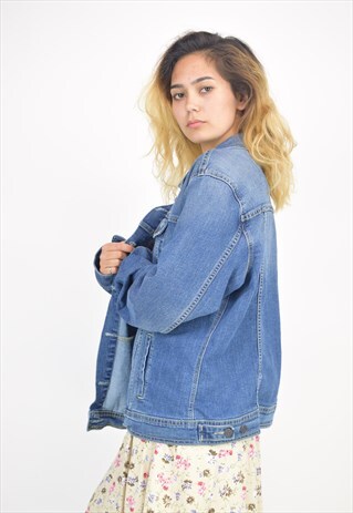 VINTAGE 90'S DENIM JACKET