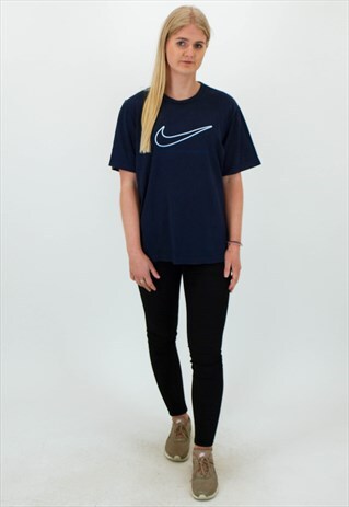 VINTAGE NIKE T-SHIRT