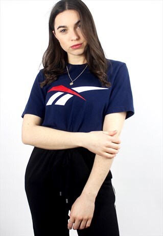 90'S RETRO BLUE SPELL-OUT LOGO T-SHIRT