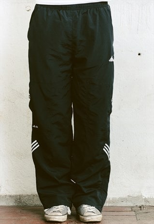 VINTAGE ADIDAS SHELL PANTS