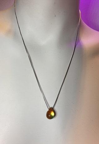 OMBRE PENDANT NECKLACE