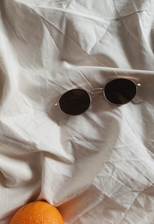 BROWN LENS SUNGLASSES