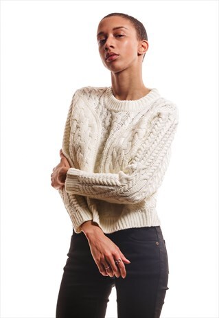 KNITTED SWEATER - WHITE