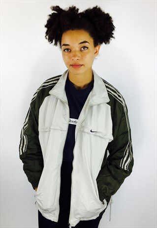 NIKE WINDBREAKER JACKET