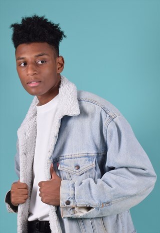 VINTAGE LEVI'S LIGHT BLUE SHERPA DENIM JACKET