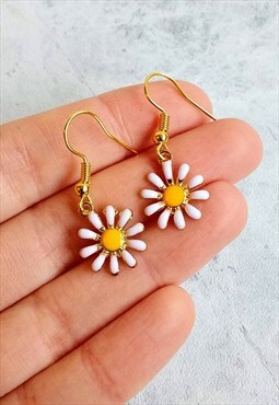 Mini Enamel Daisy Flower Earrings