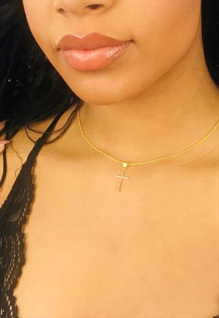THE CROSS GOLD PLATED PENDANT NECKLACE