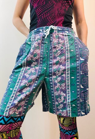 80S VINTAGE HAWAII YELLOW AZTEC BEACH SWIMSUIT SHORTS
