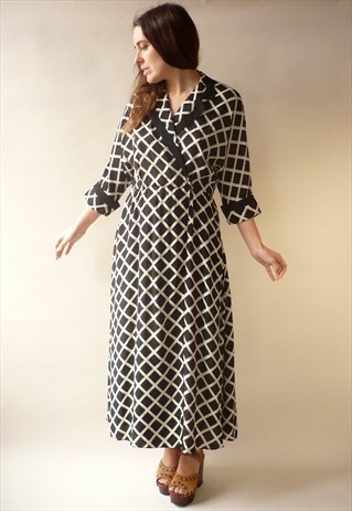 1990'S VINTAGE MONOCHROME BATWING SLEEVE WRAP DRESS
