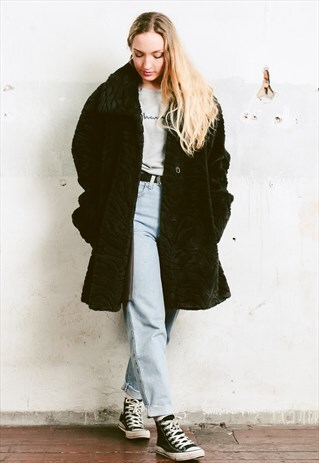 VINTAGE 90S OVERSIZED FAUX FUR COAT