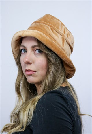 VINTAGE 90'S ORANGE VELVET GRUNGE BUCKET HAT