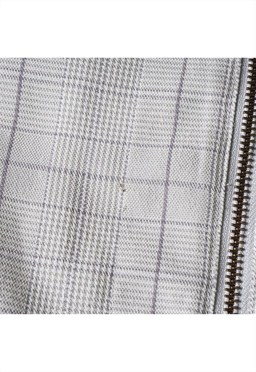 garment image