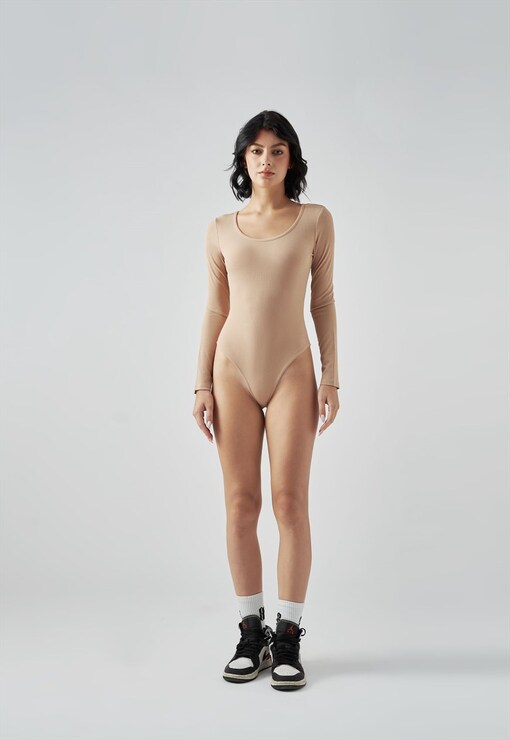 garment image