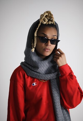 VINTAGE FENDI HOODED SNOOD SCARF