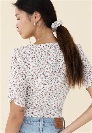 EMILE SCRUNCHIES - WHITE FLORAL