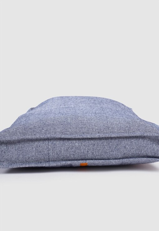 garment image
