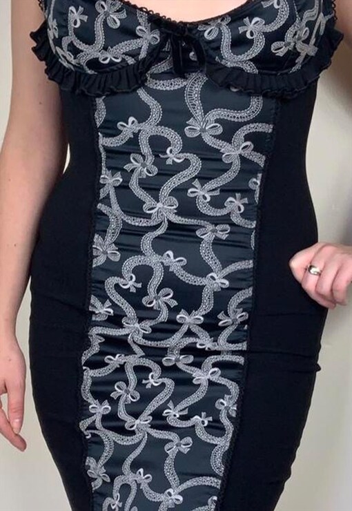 garment image