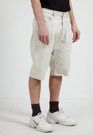 VINTAGE RETRO BEIGE LEVI'S 517 FIT DENIM SHORTS