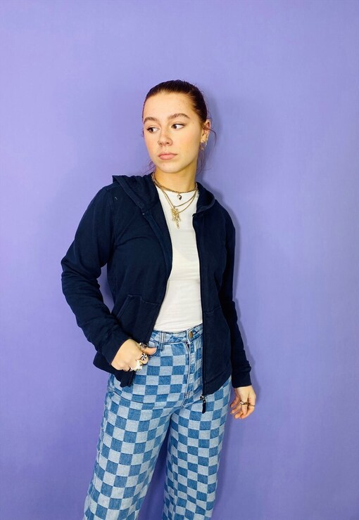 garment image