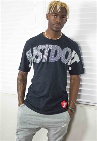 VINTAGE NIKE T-SHIRT LOGO 90S M 5.9