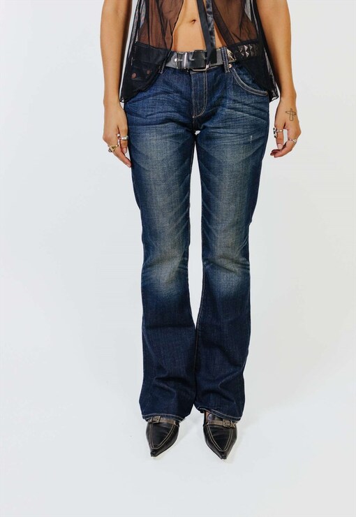garment image
