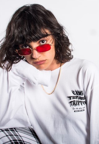 OVERSIZED LONGSLEEVE IN WHITE WITH TRIPPIN GRAPHIC