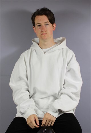 VINTAGE ADIDAS BLANK HOODIE IN WHITE WITH POUCH POCKET. SIZE