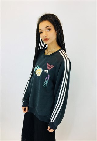 VINTAGE ADIDAS EMBROIDERED SWEATSHIRT