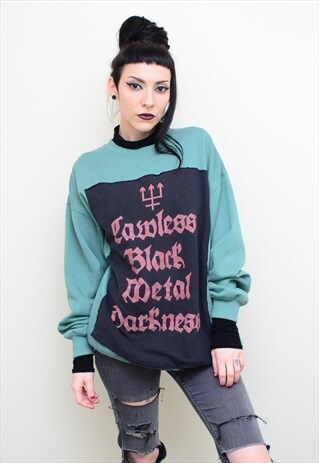 90'S SWEATER BLACK METAL STITCHED FRONT PATCH