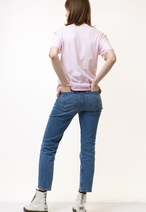 garment image