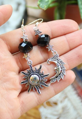 MISMATCH 90S CELESTIAL CRYSTAL EARRINGS