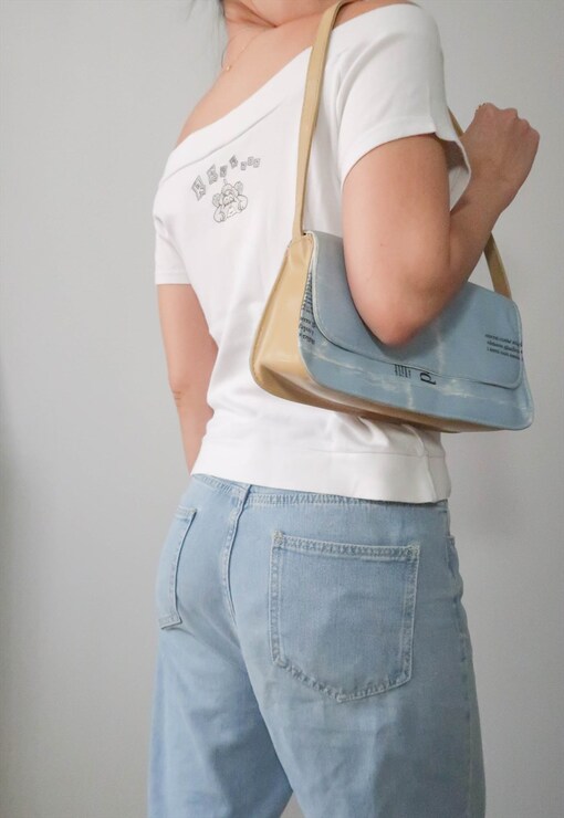 garment image