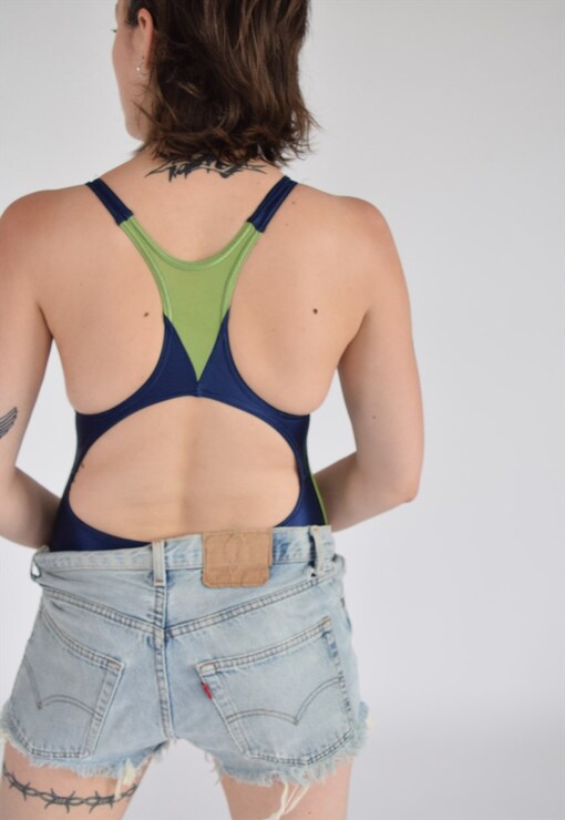 garment image