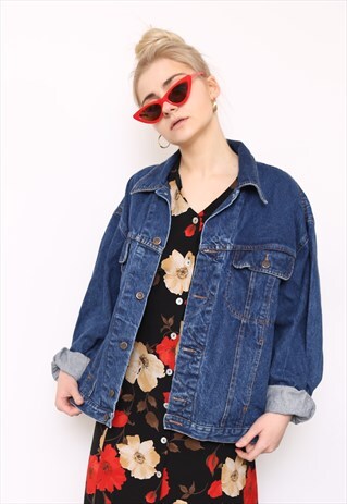 VINTAGE 90S BLUE DENIM OVERSIZED JACKET