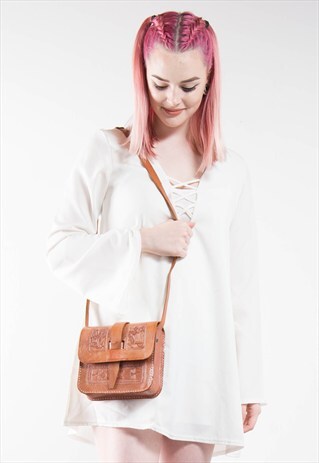 VINTAGE BROWN LEATHER TOOLED BAG