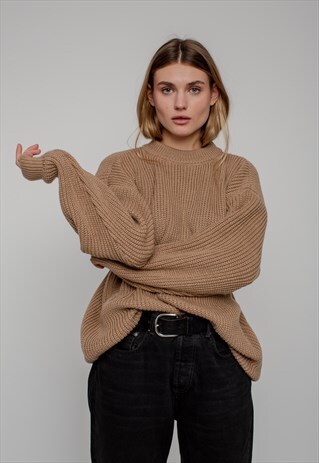 OVERSIZED CAMEL SWEATER