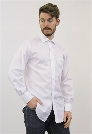 VINTAGE WHITE TOMMY HILFIGER SHIRT